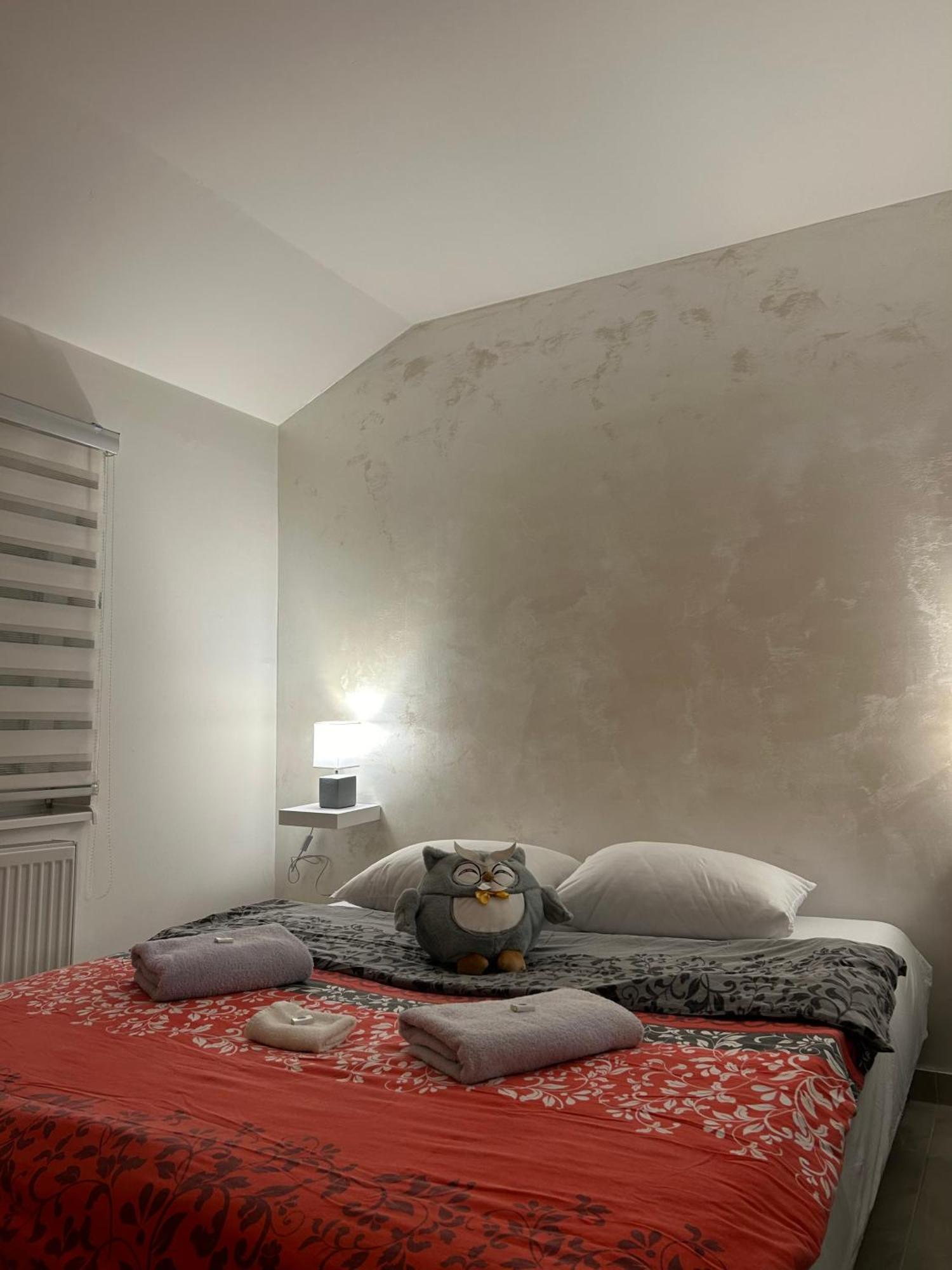 Apartman Diamond Lux Surčin Esterno foto