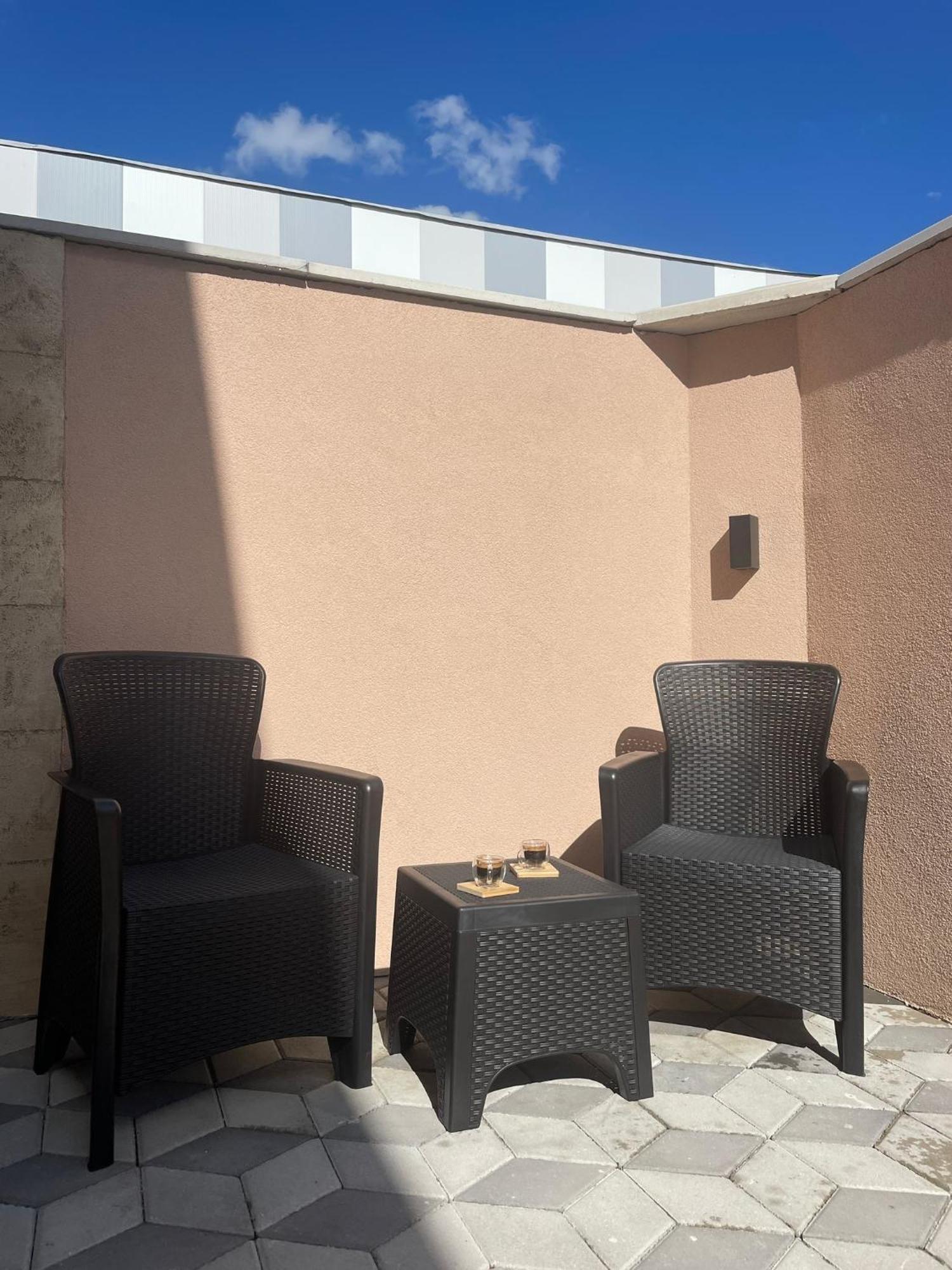 Apartman Diamond Lux Surčin Esterno foto
