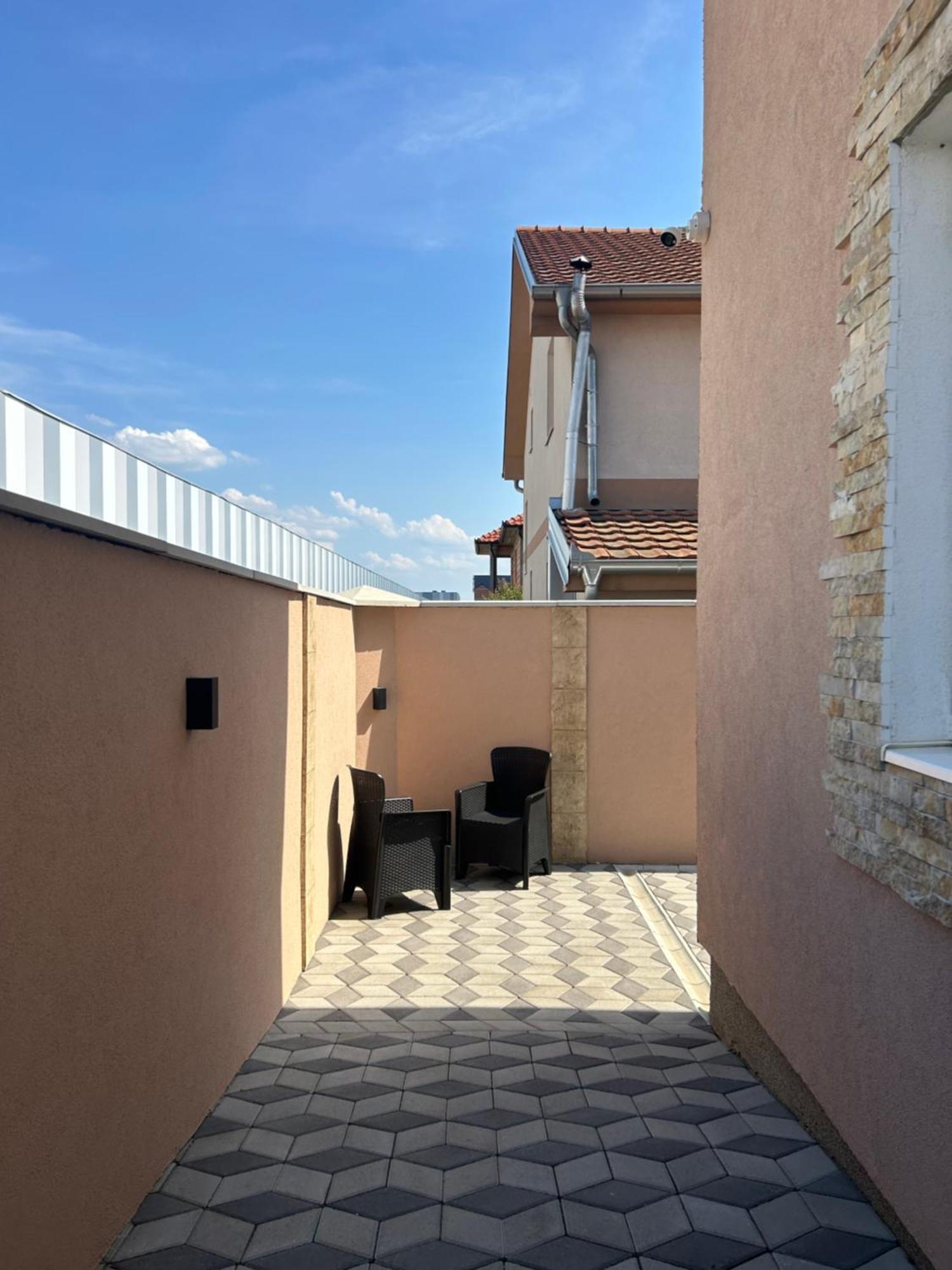 Apartman Diamond Lux Surčin Esterno foto